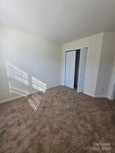 6439 Prosperity Church Rd in Charlotte, NC - Building Photo - Building Photo