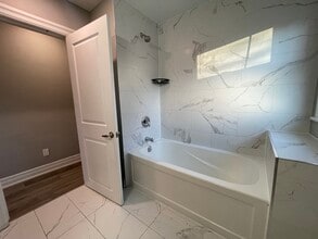 115 Spadina Ave in Hamilton, ON - Building Photo - Building Photo