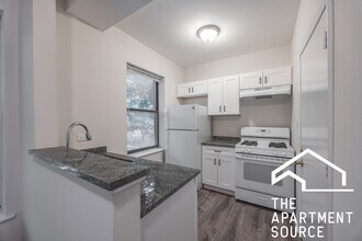 7722 N Marshfield Ave in Chicago, IL - Building Photo - Building Photo