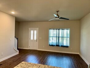 419 Falls Pt SW in Madison, AL - Building Photo - Building Photo