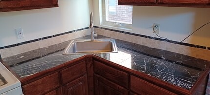 262 Bond St, Unit 262 in Bridgeport, CT - Foto de edificio - Building Photo