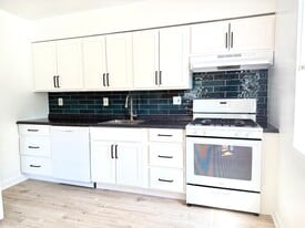 4108 40th St in Brentwood, MD - Building Photo