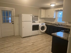 740 Sunset Dr in Bowling Green, KY - Foto de edificio - Building Photo