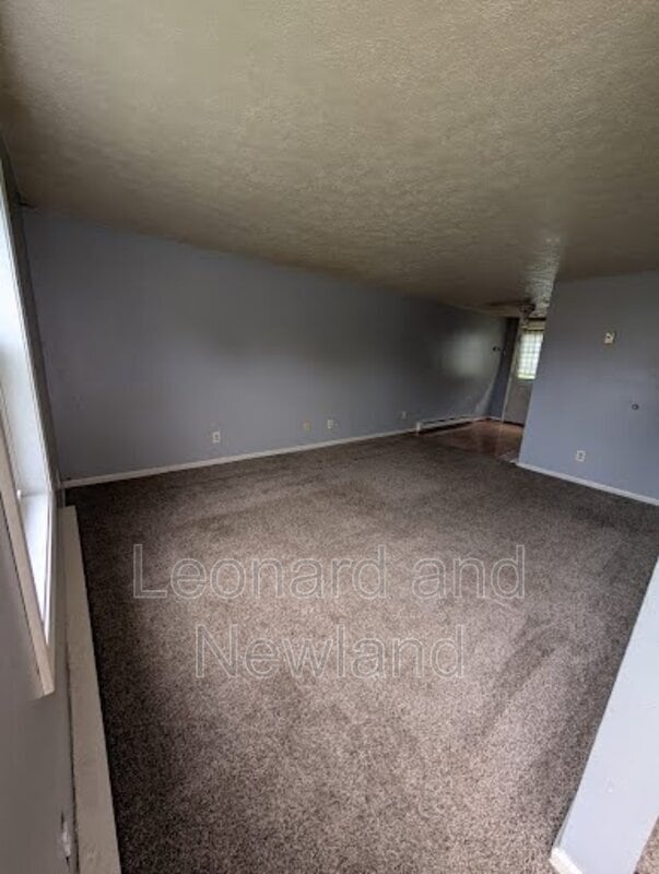 214 Patricia Dr in Byesville, OH - Building Photo - Building Photo