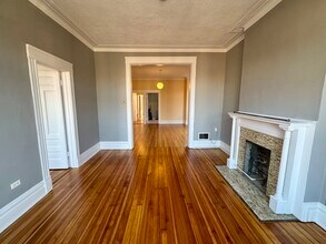 1331 N Maplewood Ave in Chicago, IL - Building Photo - Building Photo