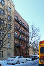 Fania Gersham in New York, NY - Foto de edificio - Building Photo