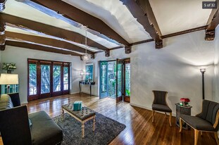 4125 Wilshire Blvd in Los Angeles, CA - Building Photo