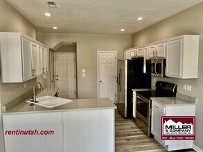 13524 Skipperling Ln in Riverton, UT - Building Photo - Building Photo