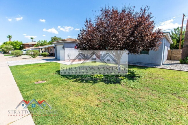 2249 E Sells Dr in Phoenix, AZ - Building Photo - Building Photo