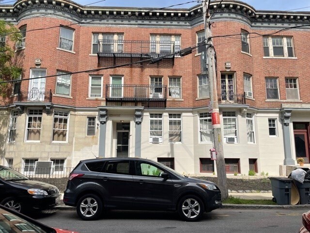 39 Strathmore Rd in Boston, MA - Building Photo