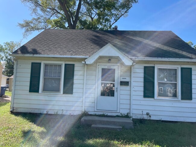 property at 2522 Hancock St