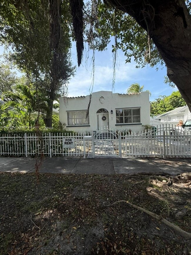 property at 53 NE 43rd St