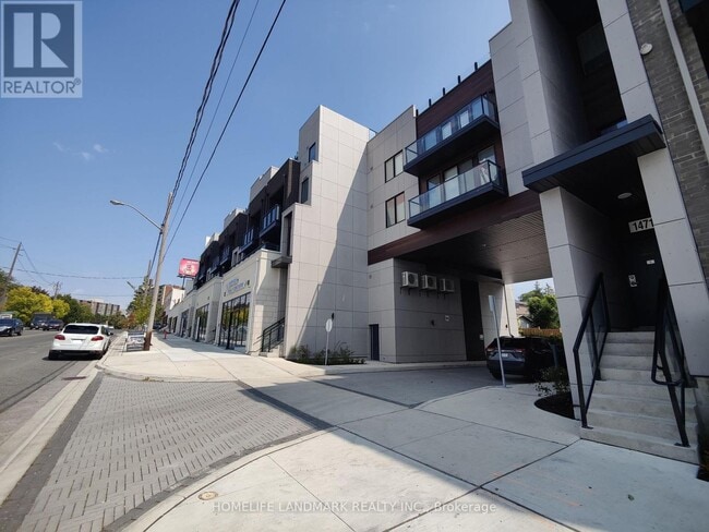 1479-1479 O'Connor Dr in Toronto, ON - Building Photo - Building Photo