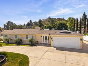 1811 Greenfield Dr in El Cajon, CA - Building Photo - Building Photo