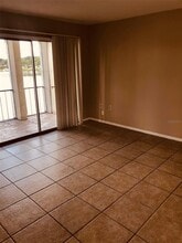 524 Orange Dr in Altamonte Springs, FL - Building Photo - Building Photo