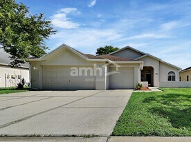 29643 Morwen Pl in Zephyrhills, FL - Building Photo