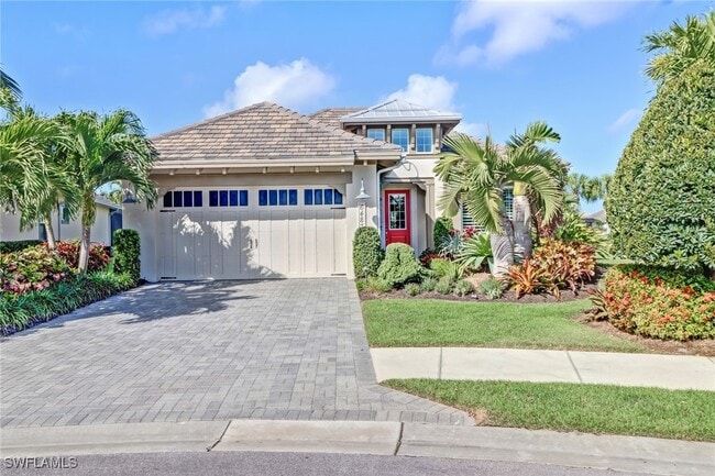 6487 Warwick Ave in Naples, FL - Foto de edificio - Building Photo