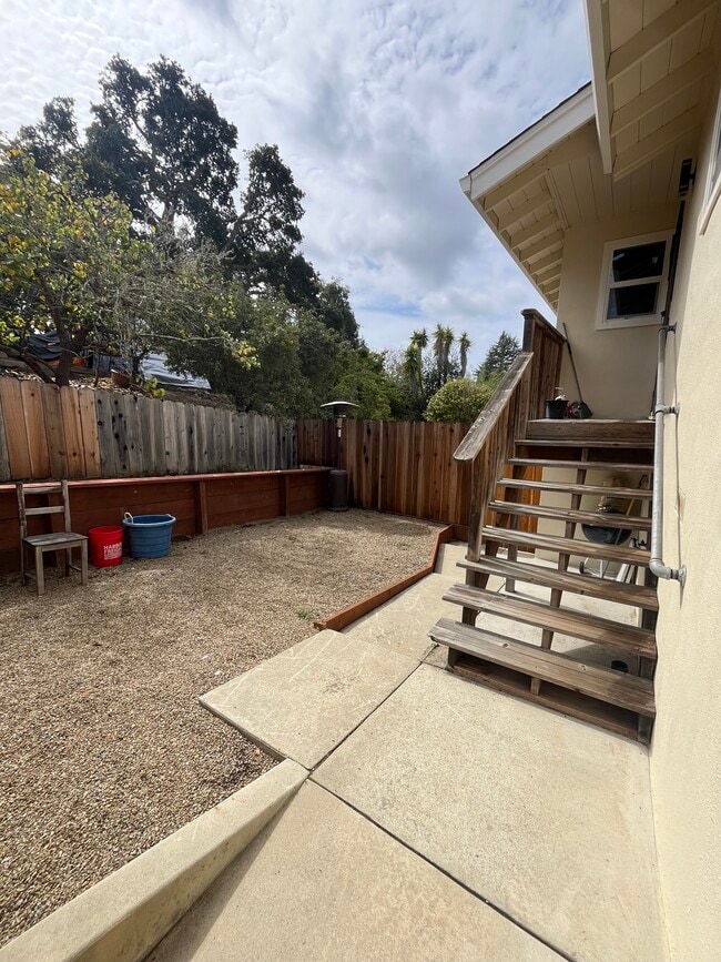 615 Harriet Ave, Unit 615 Harriet Ave in Aptos, CA - Building Photo - Building Photo