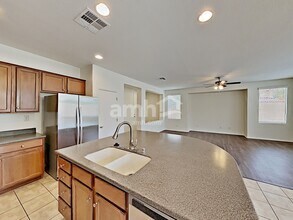 6614 Painted Morning Ave in Las Vegas, NV - Building Photo - Building Photo
