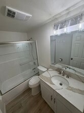 2840 Railroad St SE in Albany, OR - Building Photo - Building Photo