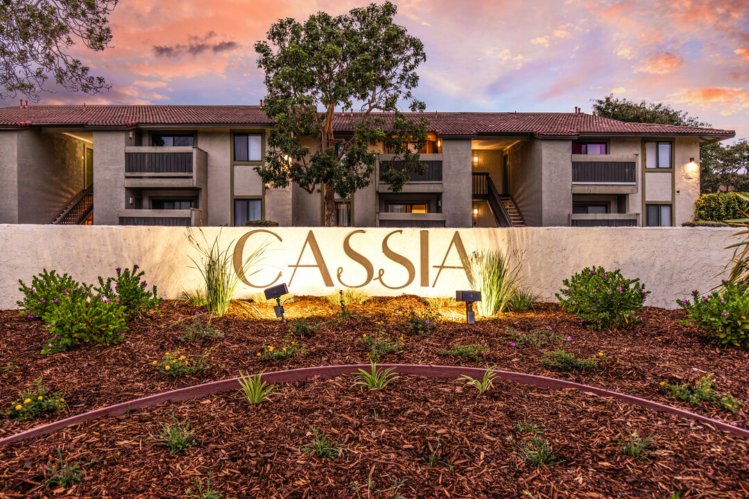 Cassia Apartments in Santa Maria, CA - Foto de edificio