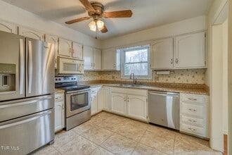 1207 Althea St in Johnson City, TN - Building Photo - Building Photo