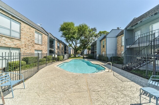 6202 Skyline Dr in Houston, TX - Building Photo - Building Photo