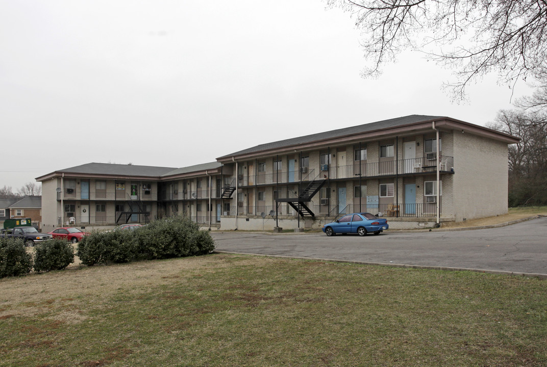 Lexington Garden Apartments in Madison, TN - Building Photo