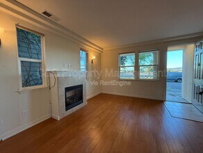 2527 N Village Dr in Santa Rosa, CA - Building Photo - Building Photo