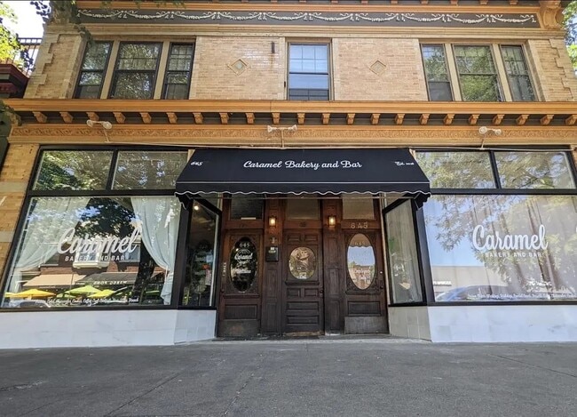 643 Park Ave, Unit 2