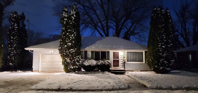 property at 1163 Higgins Ave