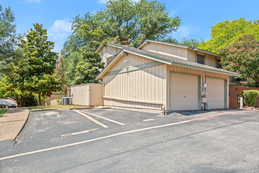901 Silver Quail Ln in Austin, TX - Building Photo