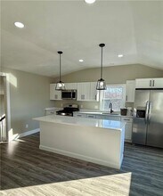 28 Kitchener St in Tiverton, RI - Building Photo - Building Photo