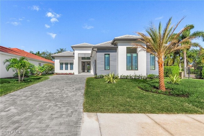 6805 Il Regalo Cir in Naples, FL - Building Photo - Building Photo