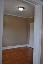 1301 N Keeler Ave-Unit -#2 in Chicago, IL - Building Photo - Building Photo