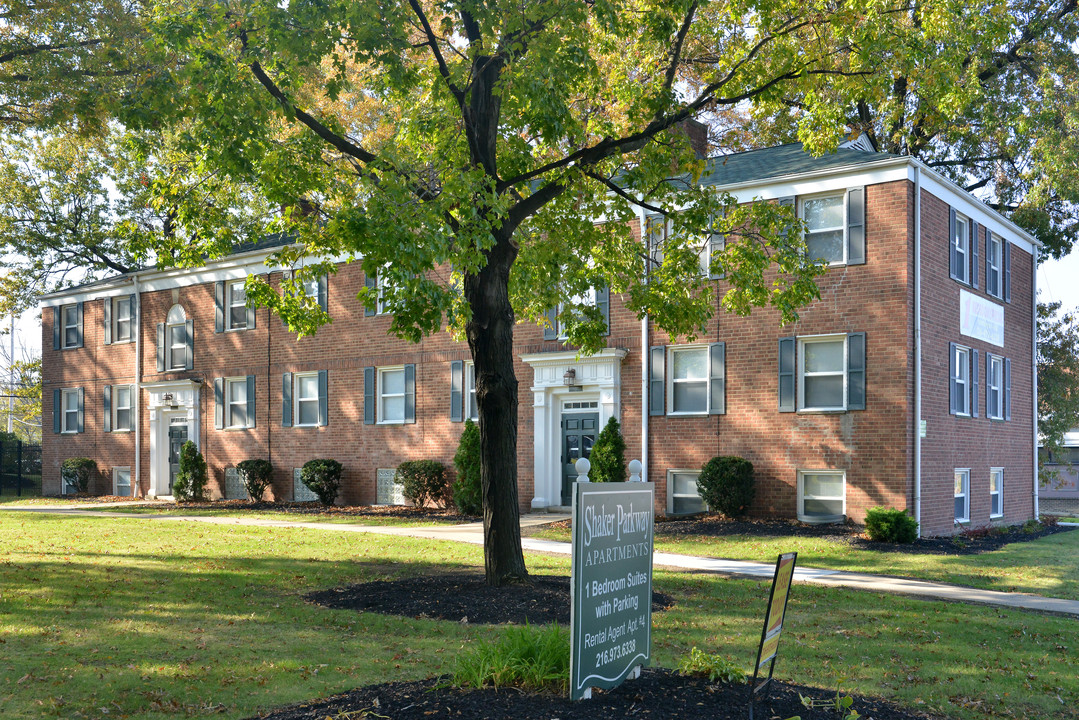 Shaker Parkway Apartments in Cleveland, OH - Foto de edificio