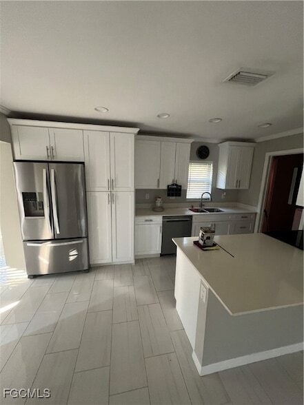 156 Brooks Rd in North Fort Myers, FL - Foto de edificio - Building Photo