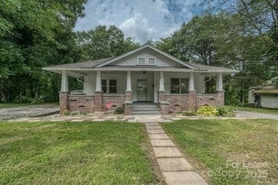 property at 603 N Glenn St