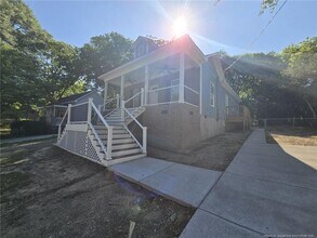 2123 Burnett Ave in Fayetteville, NC - Building Photo - Building Photo