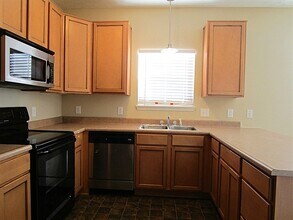 16698 Maraschino Dr in Noblesville, IN - Building Photo - Building Photo