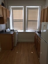 1817 Commonwealth Ave, Unit 17 in Auburndale, MA - Building Photo - Building Photo