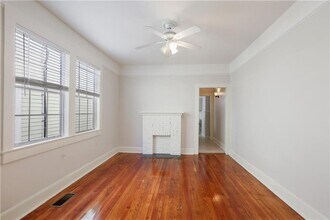 1030 Adams St in New Orleans, LA - Foto de edificio - Building Photo
