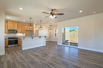 5979 Kibler Rd in Paradise, CA - Building Photo - Building Photo