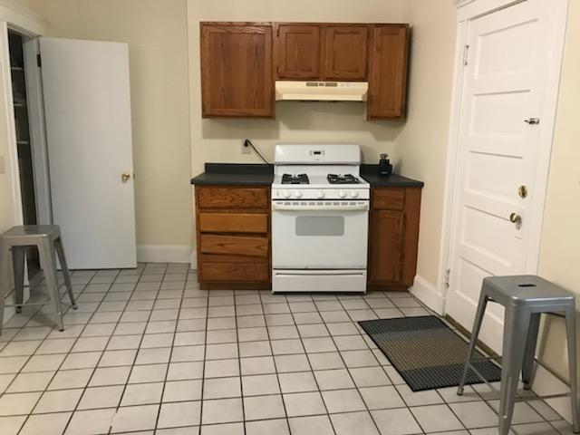 146 Calumet St, Unit 2 in Boston, MA - Building Photo - Building Photo
