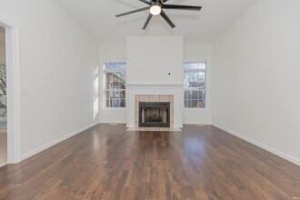 3466 Eastbrooke Ct in Newburgh, IN - Building Photo - Building Photo