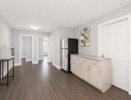 5300 S Shore Dr, Unit 44 in Chicago, IL - Building Photo
