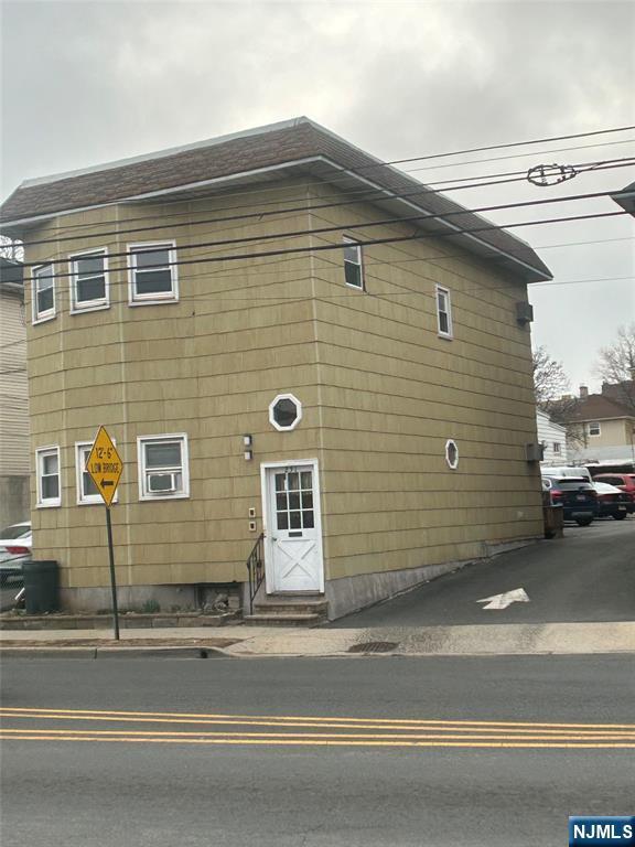 property at 251 Schuyler Ave