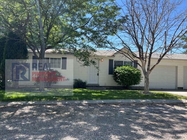 property at 1426 Jensen St