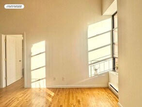 215 E 118th St in New York, NY - Building Photo - Building Photo