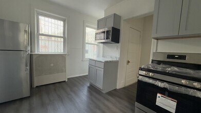 2521 John F. Kennedy Blvd in Jersey City, NJ - Building Photo - Building Photo